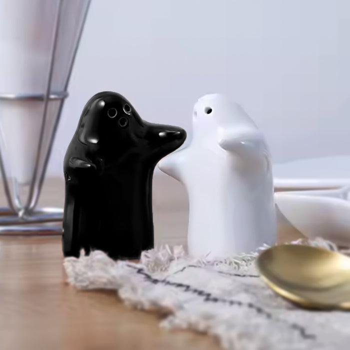 Ceramic Salt and Pepper Seasoning and Spice Shakers Cute