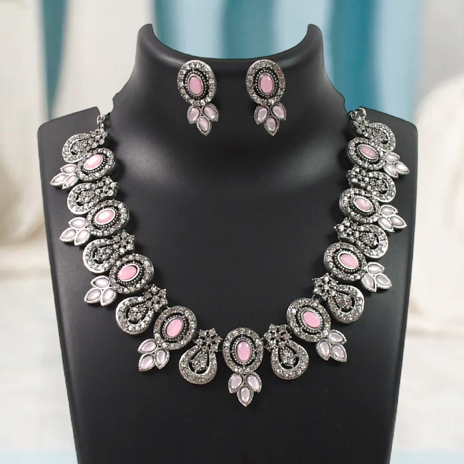 Exquisite Pink & White Diamond Necklace Set - Radiant Elegance