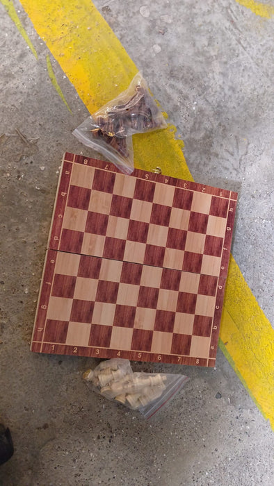 Foldable Wooden Chess Board Set (30 × 30 Cm / 1 Set)