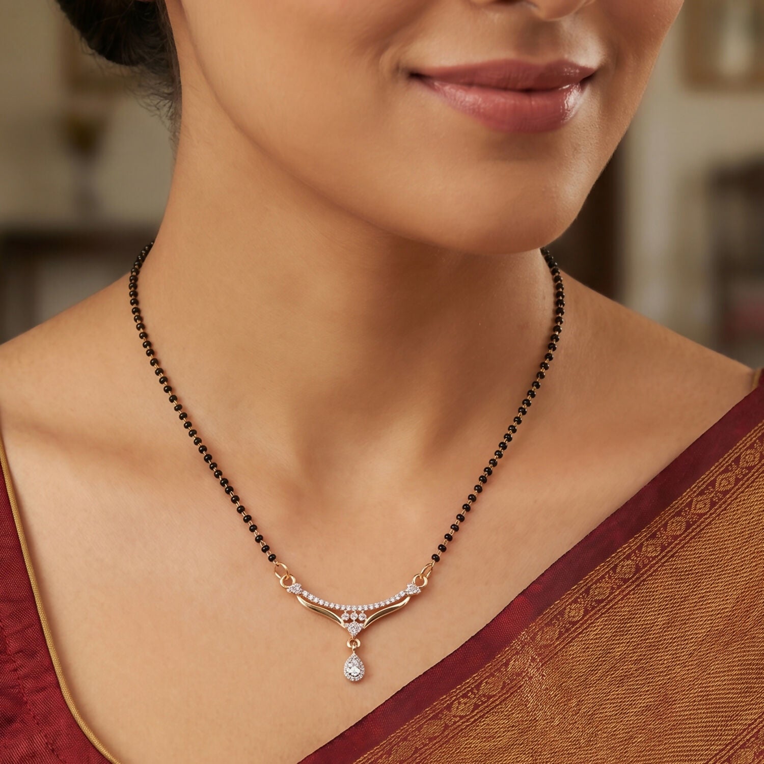 Classic Drop Pendant Mangalsutra with Curved Stone Bar