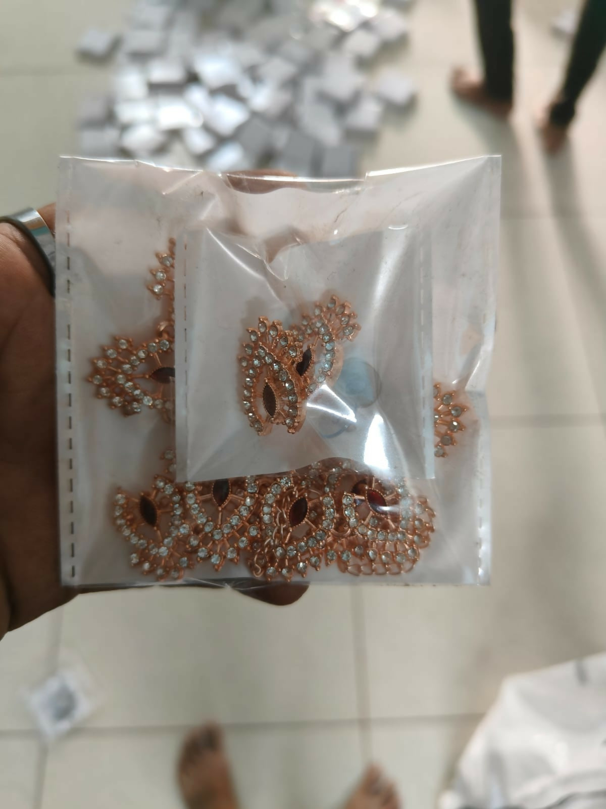 Bold Gold-Tone Black Stone Choker with Pearl Drops