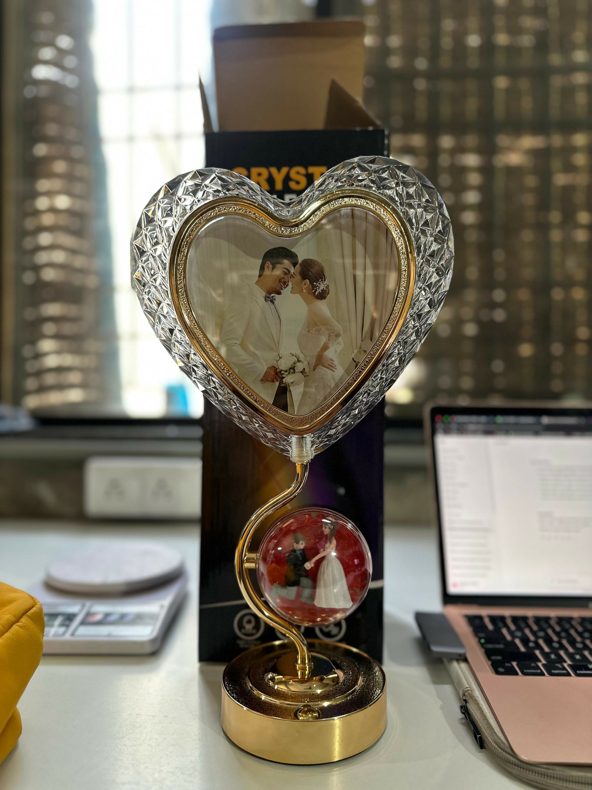 Heart Shape LED Photo Frame Lamp with Dual Display Table Light