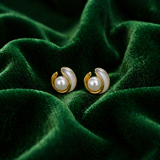 Elegant Gold Pearl Stud Earrings for Women Minimal Korean Style Jewelry