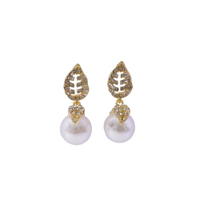 Side angle of Korean style gold leaf pearl earrings