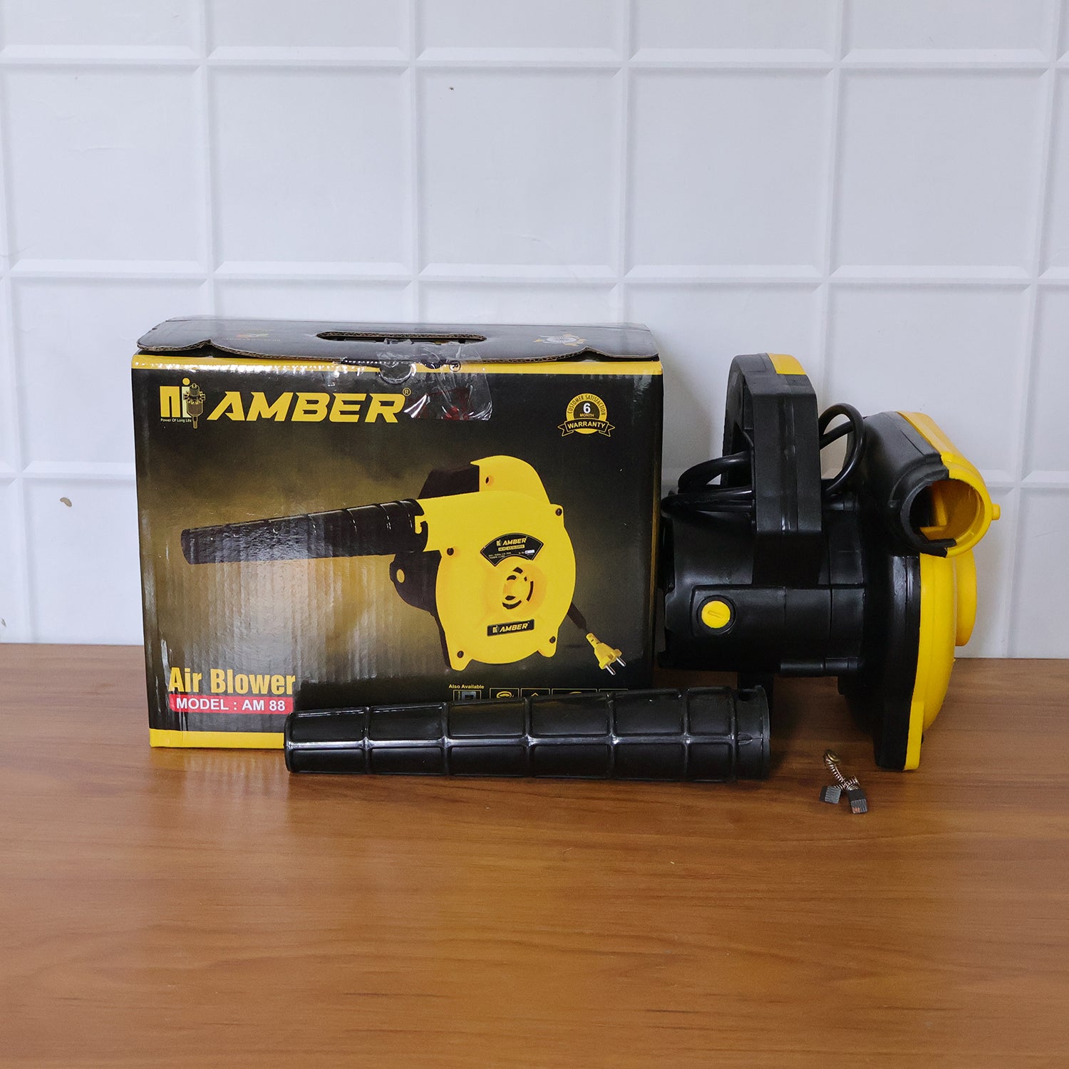 Amber High Power Electric Dust Cleaning Air Blower (1 Pc, 550W)