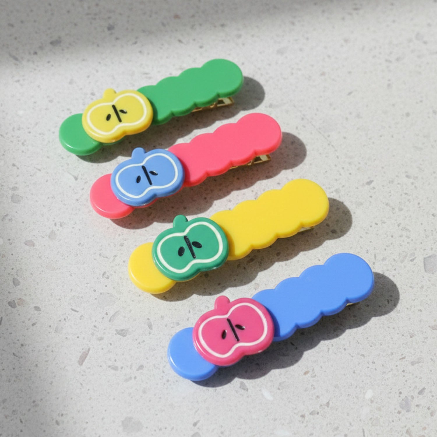 Cute Apple Design Hair Clip Set (4 Pc)