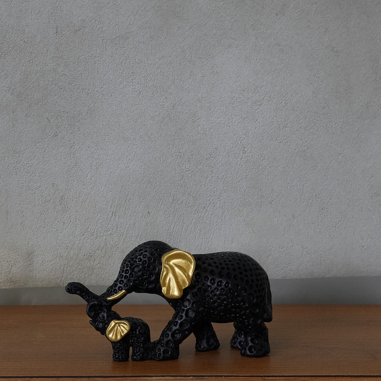 Black Elephant Mother & Baby Showpiece for Home Decor & Gifting