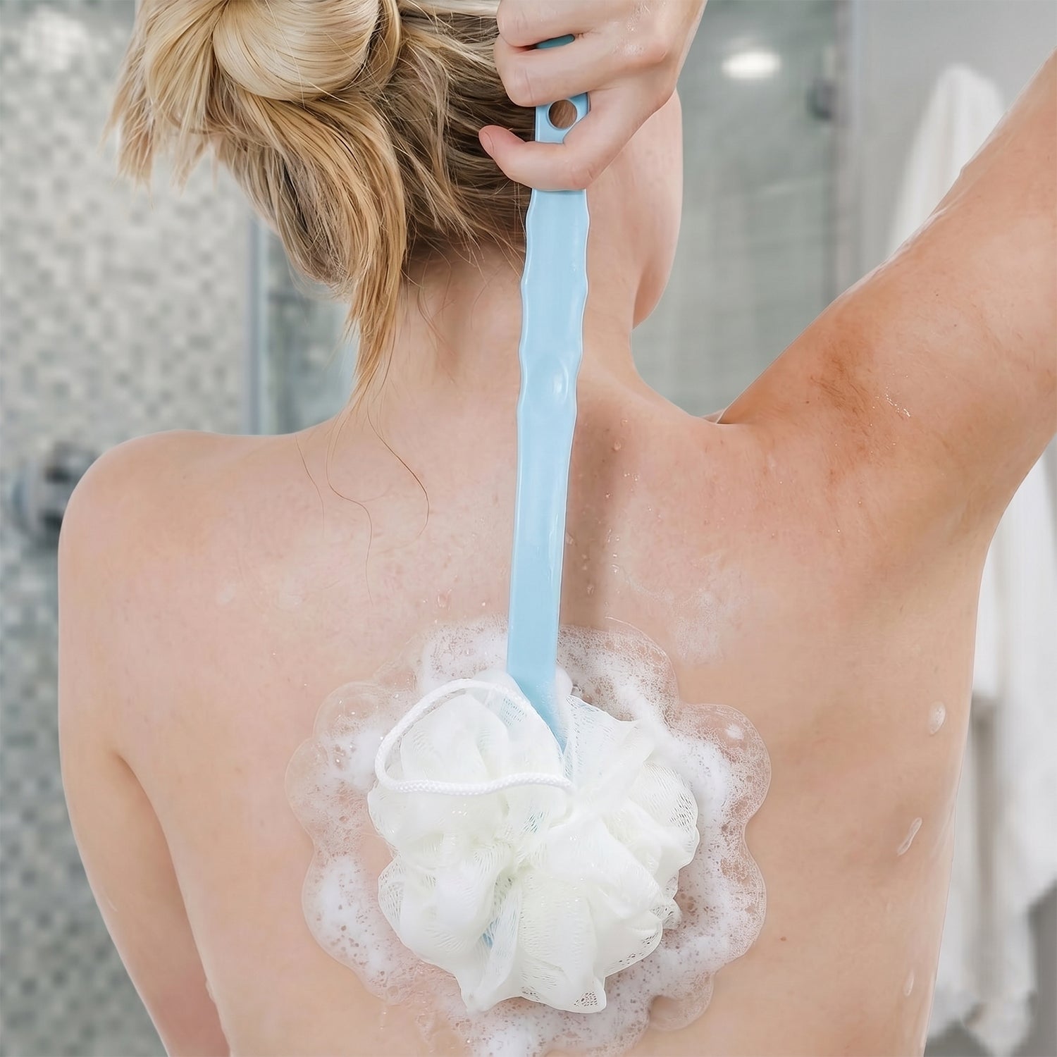 Back scrubber brush bathing