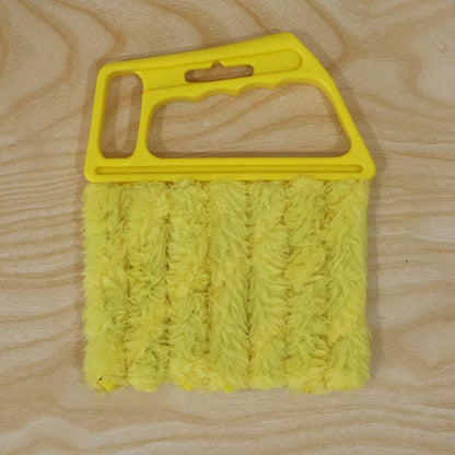 Microfiber Blind Cleaner Duster Brush for Window Blinds and AC Vents (1 Pc)