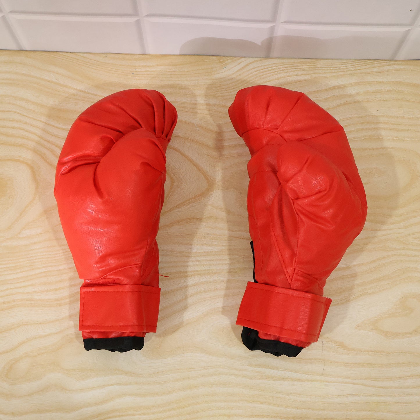 Sports Training Boxing Gloves with Padded Wrist Support for Men and Women (1 Pair)