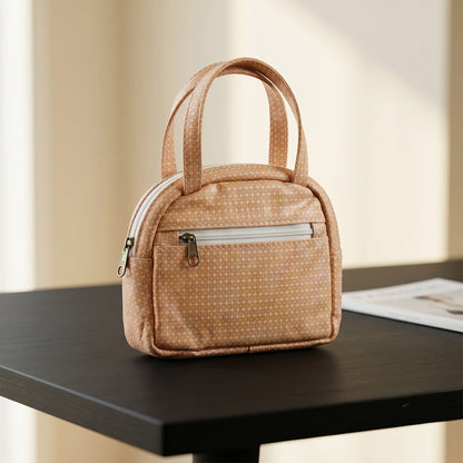 Roomy and lightweight small handbag for girls and women