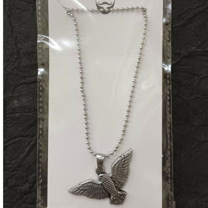 stylish flying eagle pendant necklace