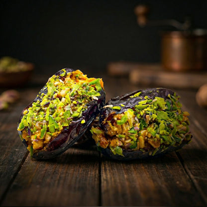 Oracle Dates Khaleezi – Premium Stuffed Dates with Nuts, Pista & Honey Notes (100Gm)