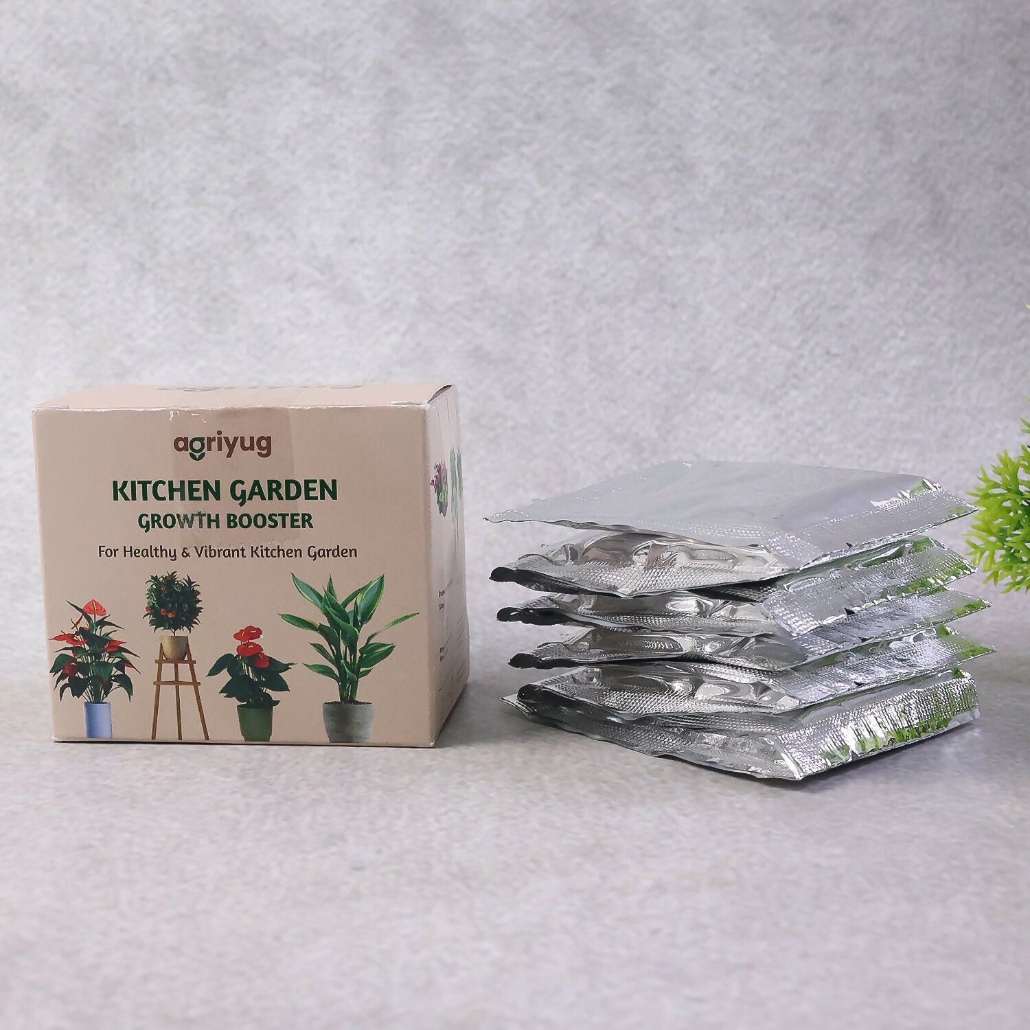 Kitchen Garden Growth Booster For Healthy & Vibrant Kitchen Garden (7g/10 Sachets) (70 g)