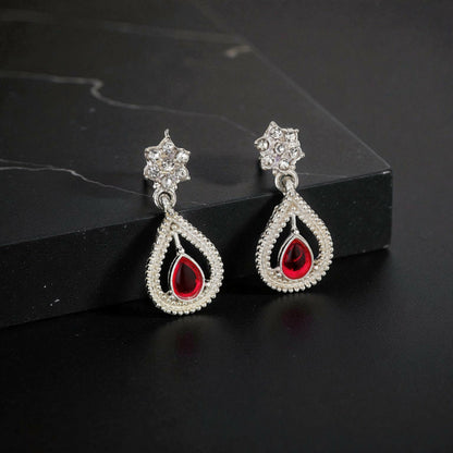 Rustic Oxidized Silver Emerald Scallop Choker Set