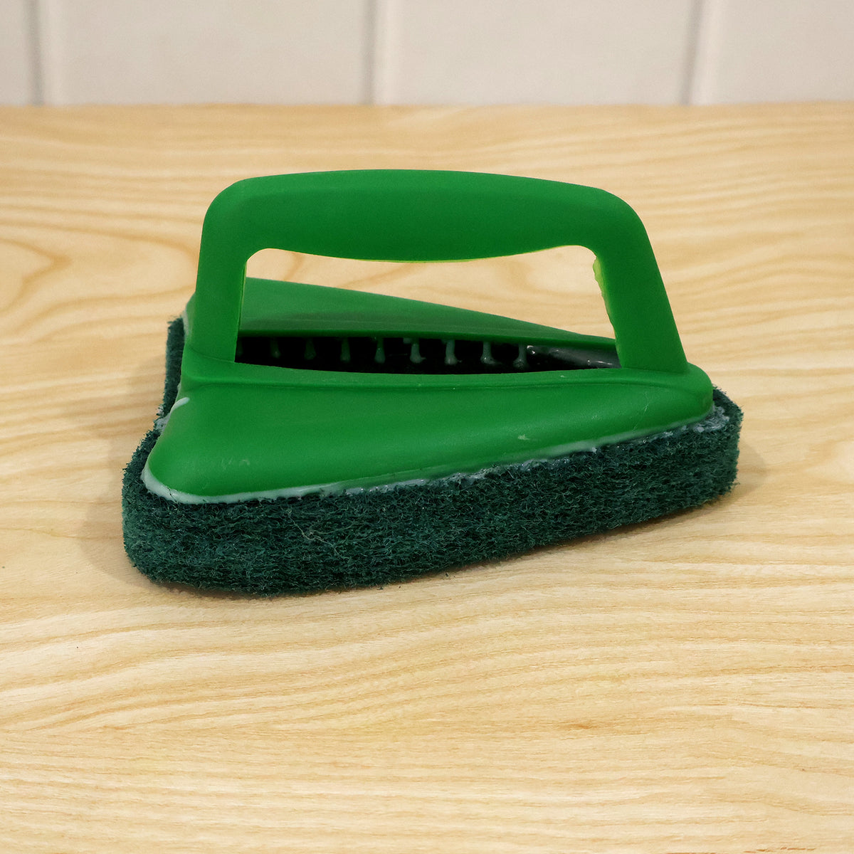 Bathroom Tile Scrubber – Abrasive Head & Handle | Pro Clean
