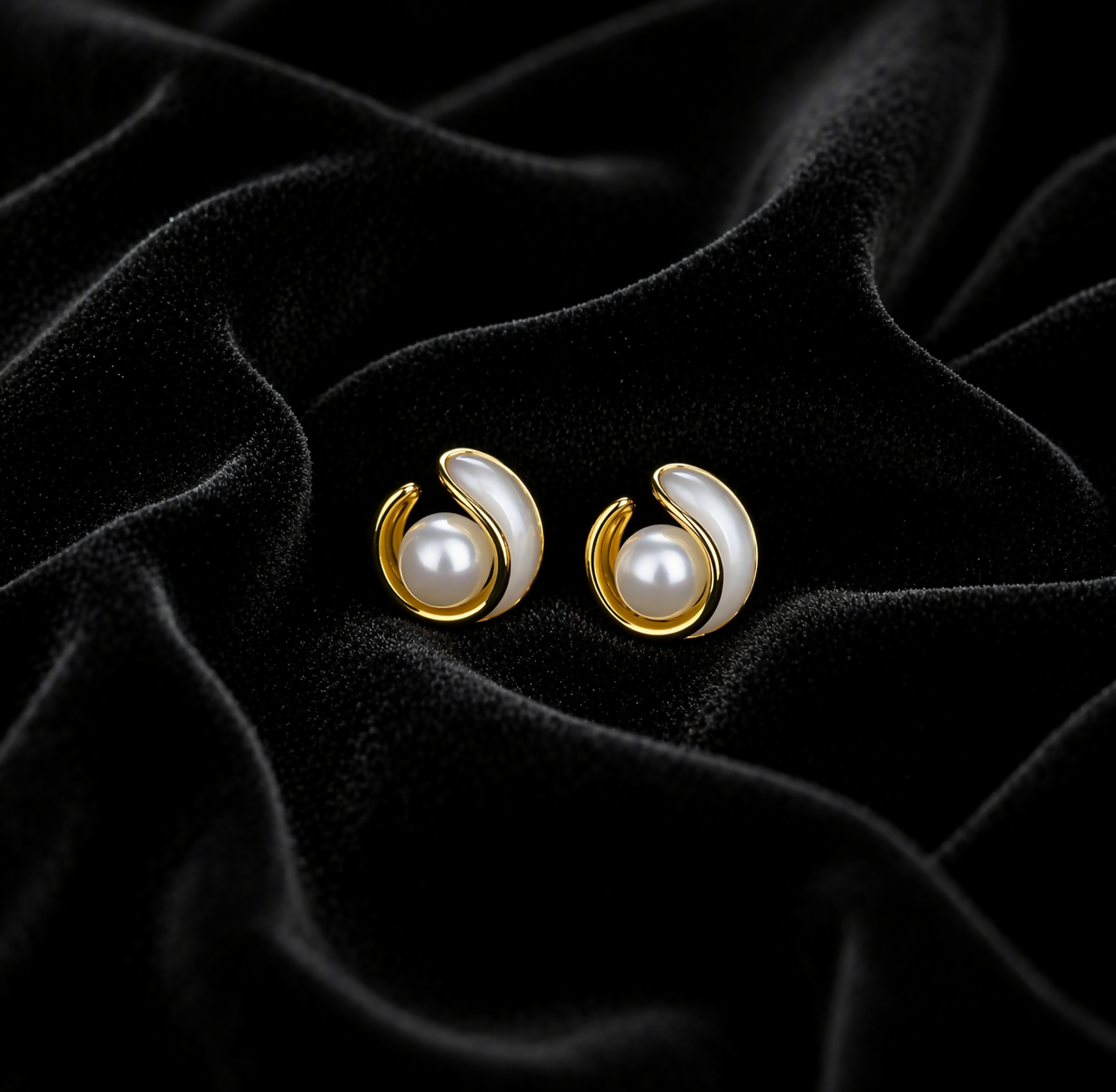Gold Pearl Stud Earrings Elegant Minimalist Korean Style for Women