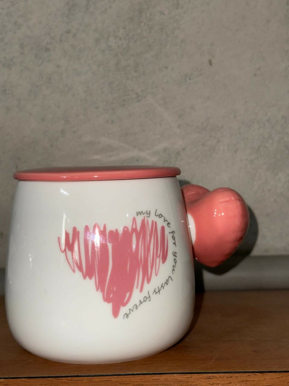 Cute Heart Handle Ceramic Mug with Lid | Premium Gift Mug for Coffee & Tea