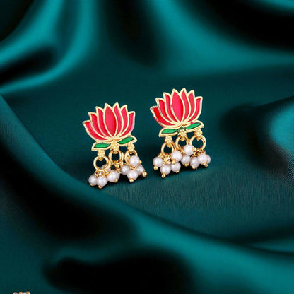 Elegant Gold-Toned Emerald & American Diamond Vine Necklace Set