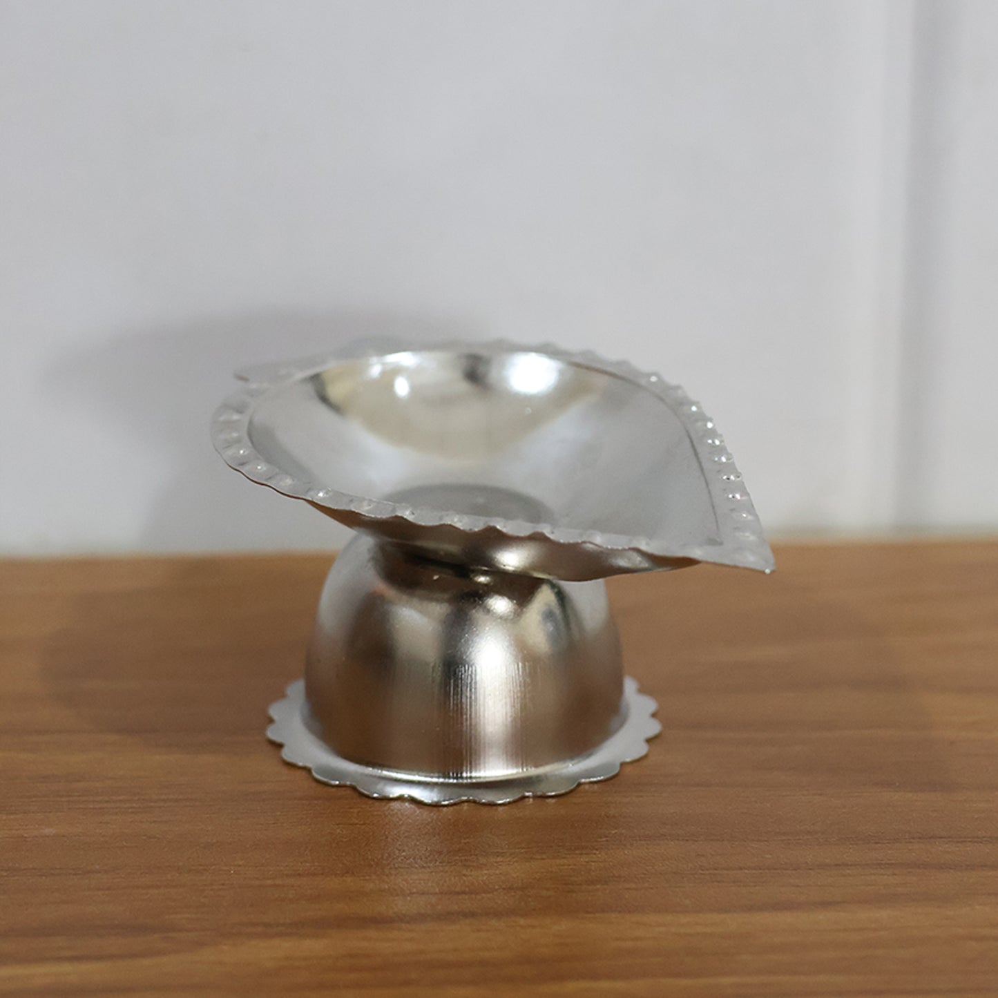 Stainless Steel Diamond Design Agarbatti & Diya Stand (1 Pc)