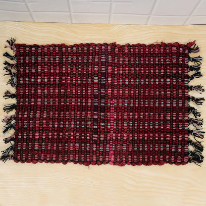 Soft Woven Decorative Floor Mat with Tassel Edges for Home (1 Pc, 59x37 Cm)