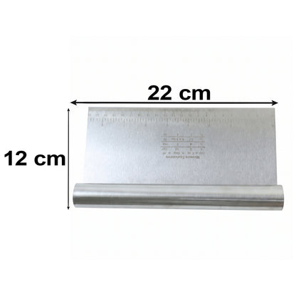 Dough cutter handle close view