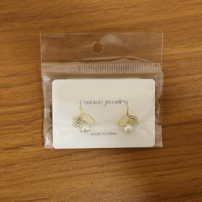 Elegant Korean Style Pearl & Crystal Leaf Stud Earrings for Women