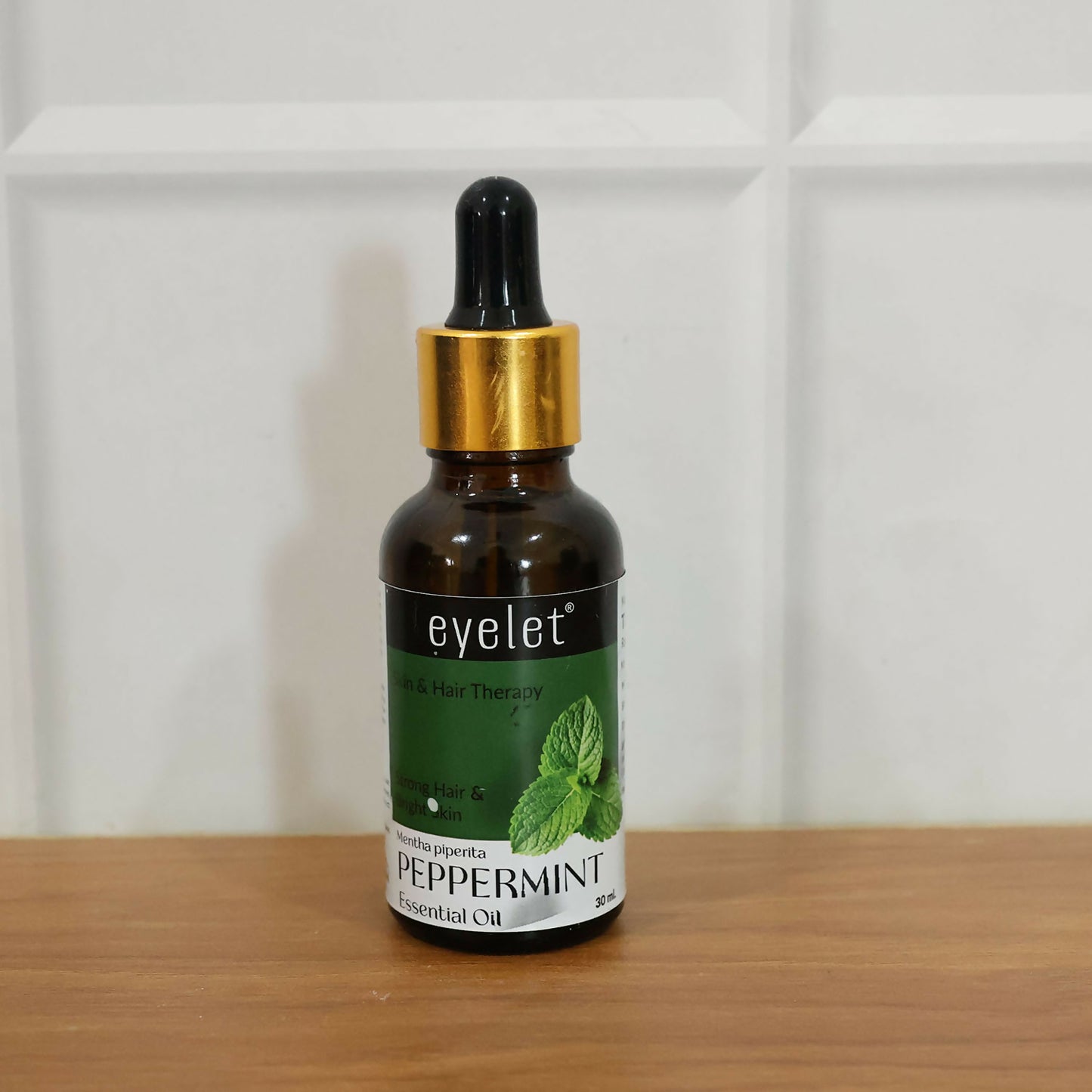 Eyelet Peppermint Essential Oil for Strong Hair & Bright Skin Fresh Mint Aroma Oil with Dropper (30Ml)