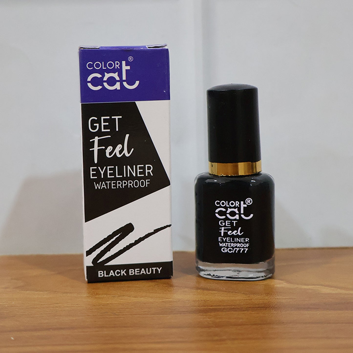 Premium Color Cat Get Feel Waterproof Eyeliner (8 ML / 1 Pc)