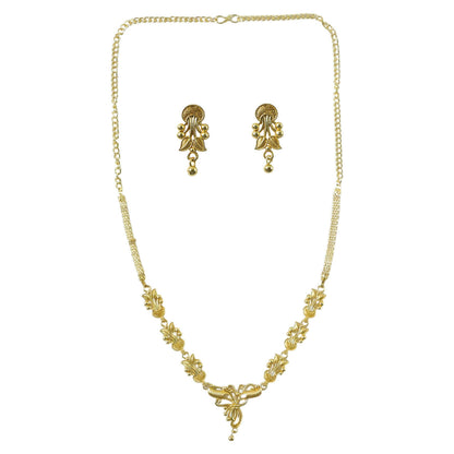 Elegant Gold Floral Necklace Set with Designer Pendant