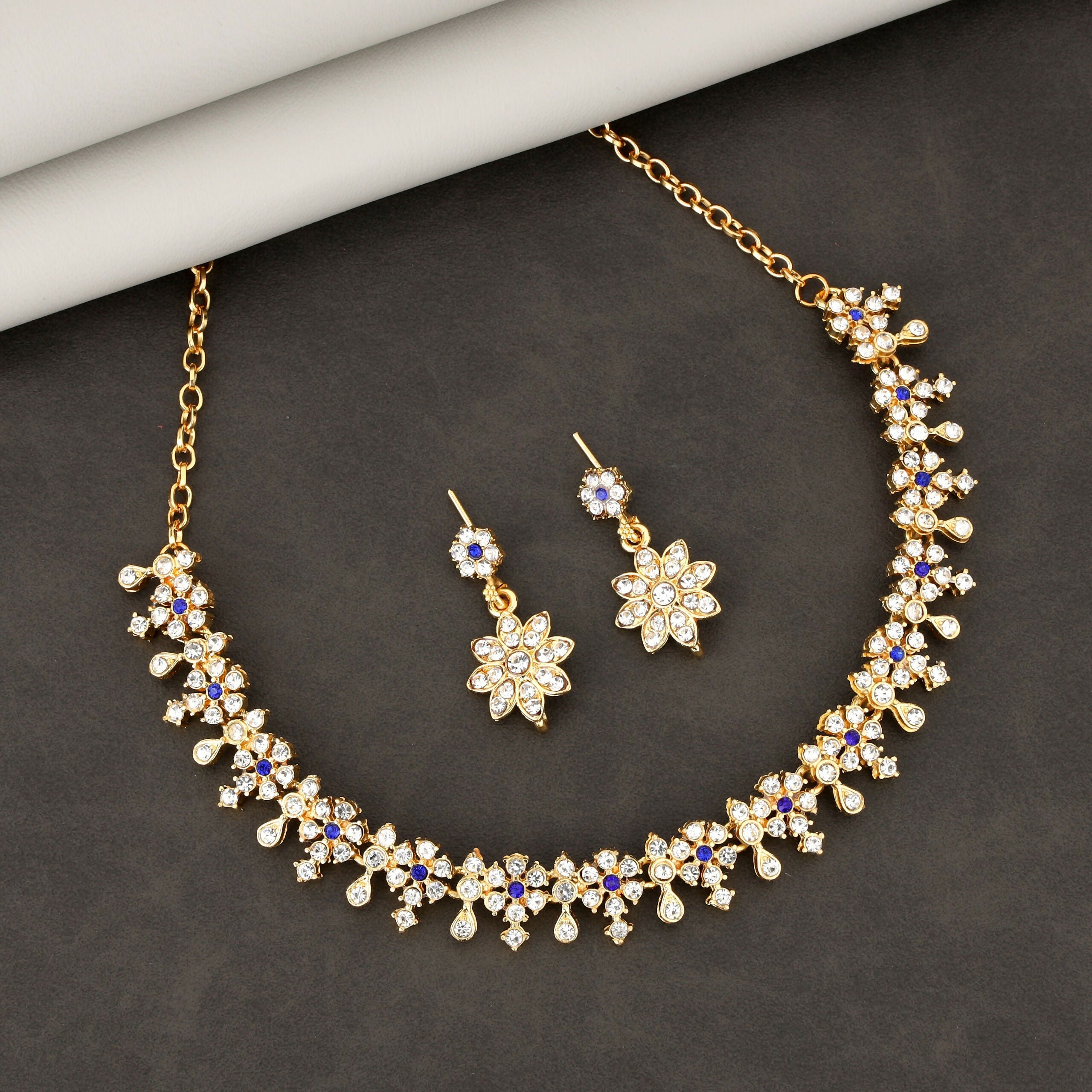Floral Choker Necklace Set – Elegant Blue Accent Crystals