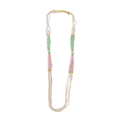 Multi-layered design of pearl mala necklace for sophisticated look