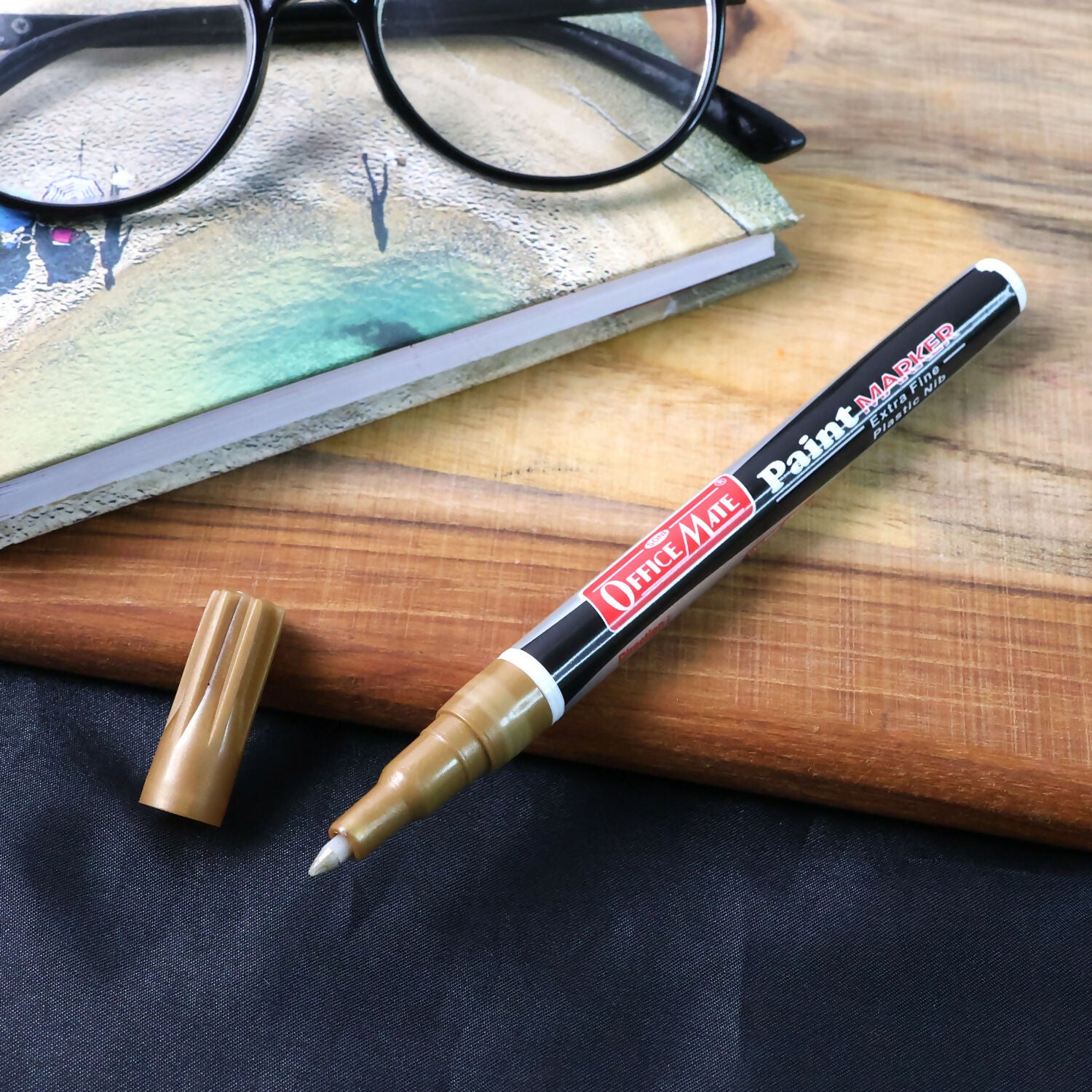 Office Mate Paint Marker – Extra Fine Plastic Nib (Gold, 1 Pc)