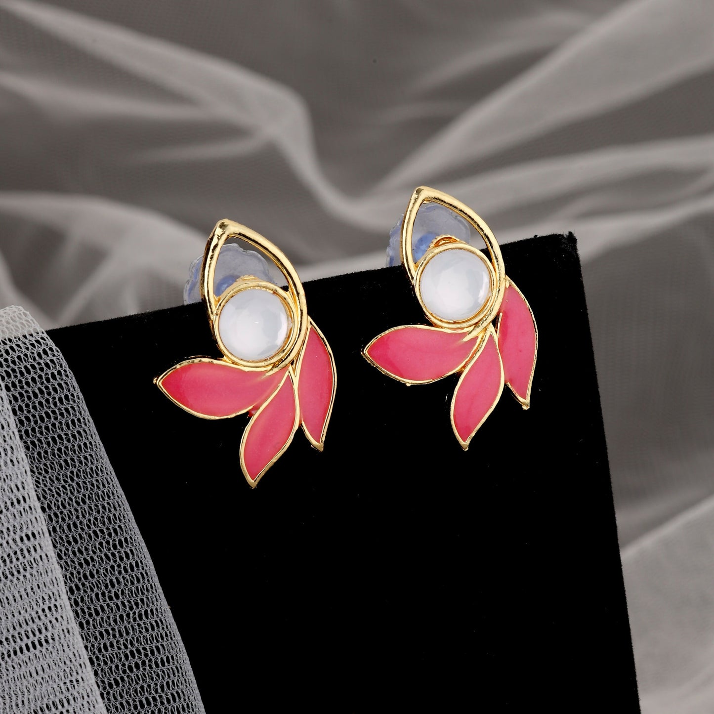 Gold-Toned American Diamond-Studded Teardrop Set