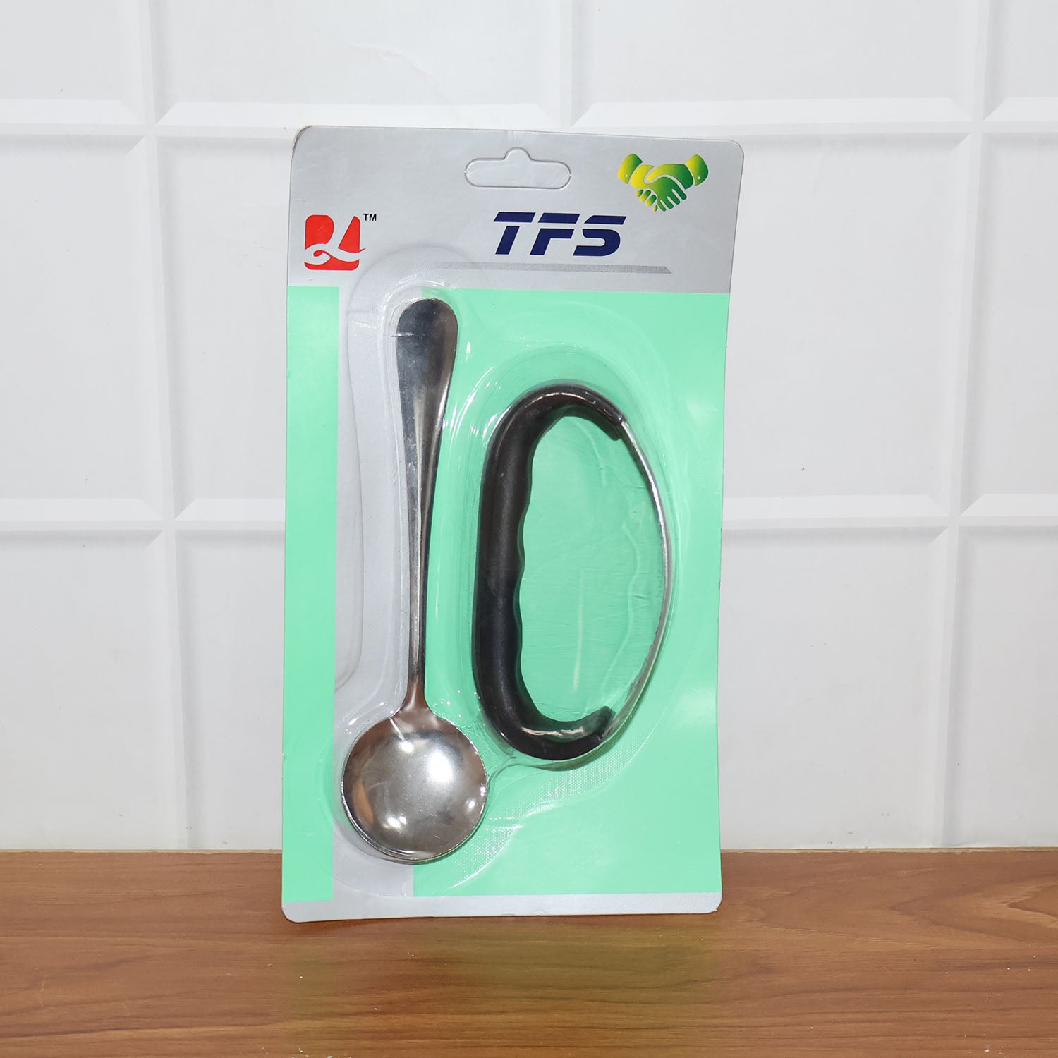 Heavy-Duty Garlic Press Tool with Spoon Set (2 Pc Set)