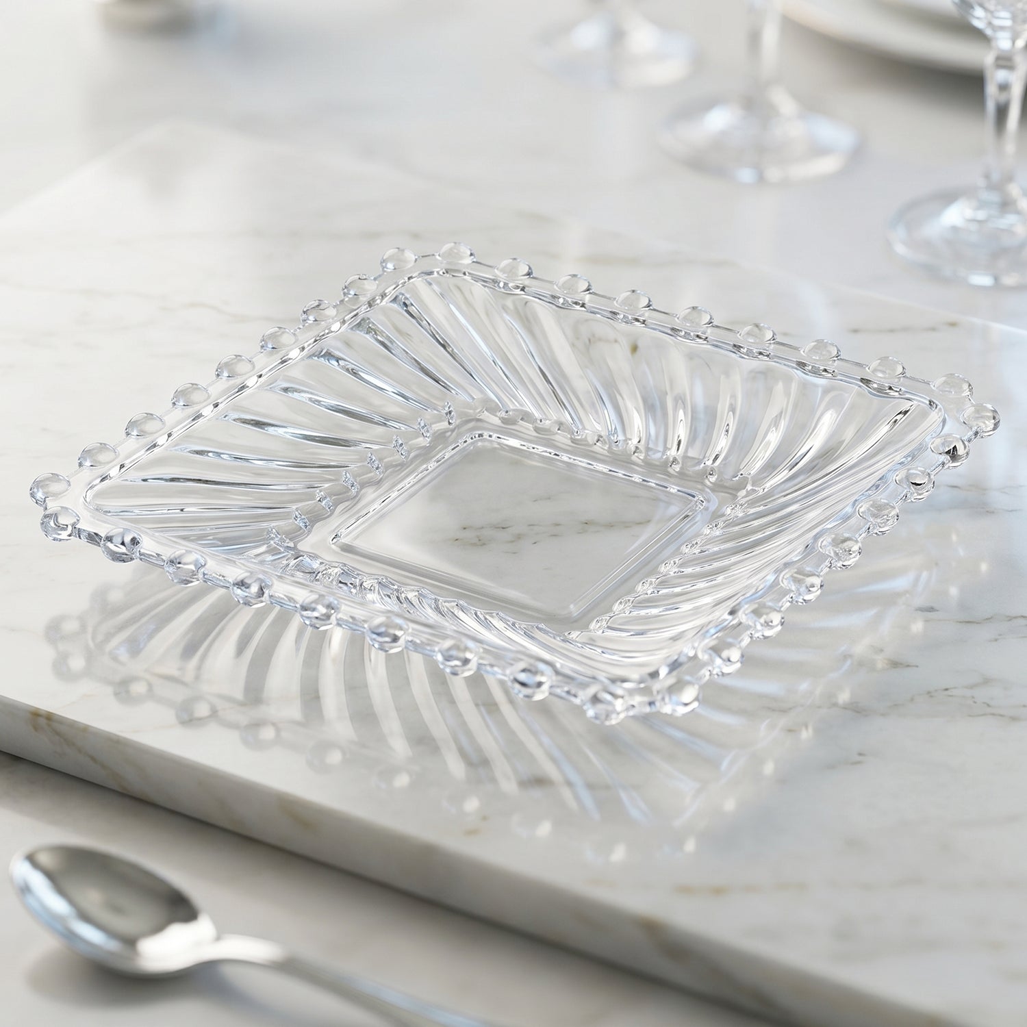 Stylish Transparent Glassware Serving Set