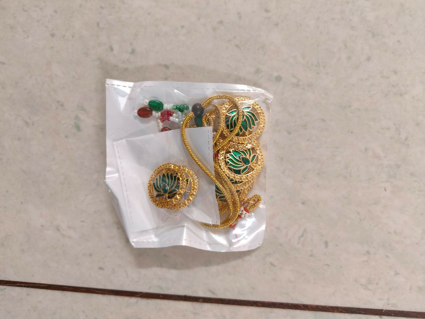 Heavy R Gold-Tone Traditional Filigree Choker Set