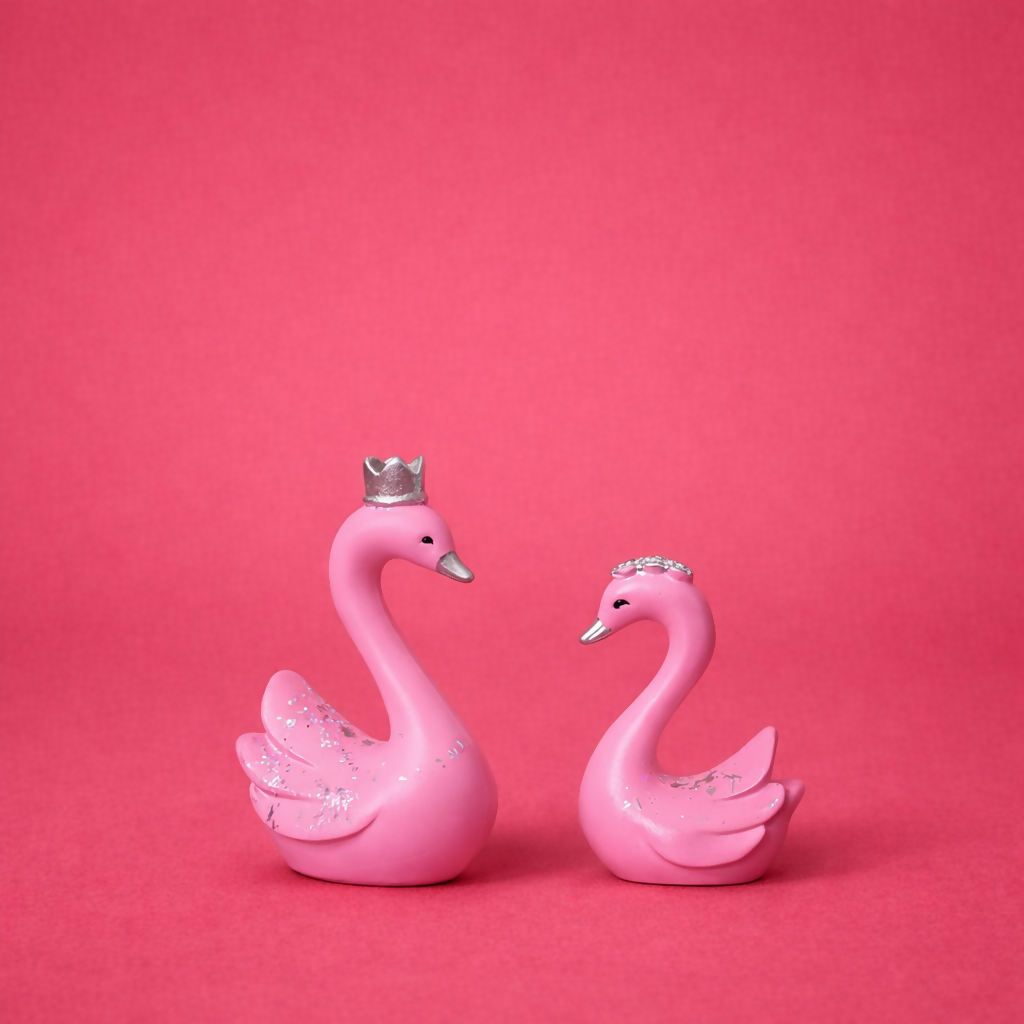 Royal Pink Swan Couple Decorative Showpiece – Romantic Home & Gift Decor