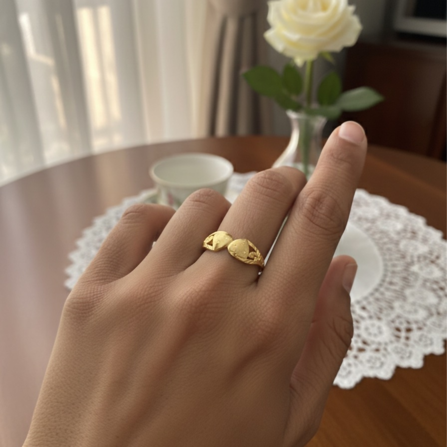 Classic Gold-Tone Leaf Motif Designer Ring – Pack of 6 (Mix Collection)