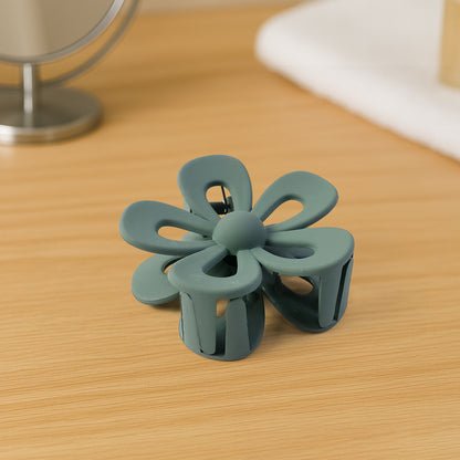 Flower Shaped Hair Claw Clip – 1 Pc