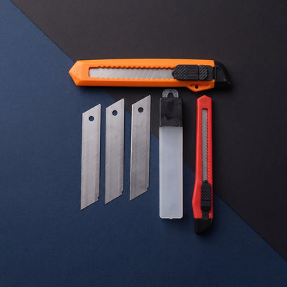 Professional Utility Knife Cutter Set with Extra Snap Off Blades (1 Set)