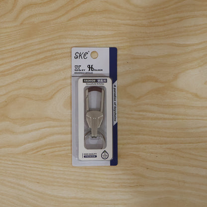 Overview of heavy-duty metal key holder with multiple keys attached
