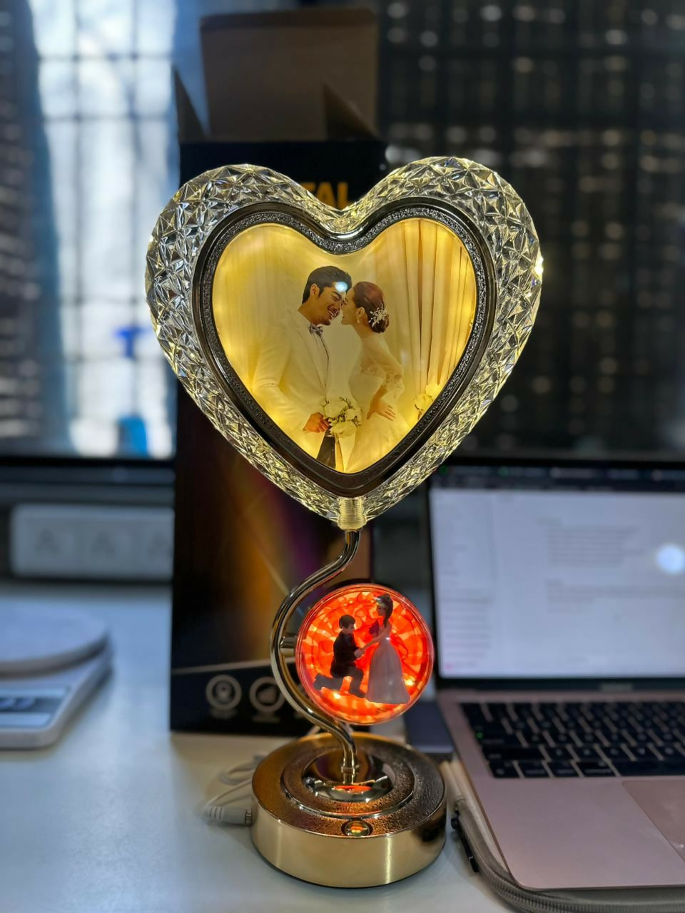 Heart Shape LED Photo Frame Lamp with Dual Display Table Light