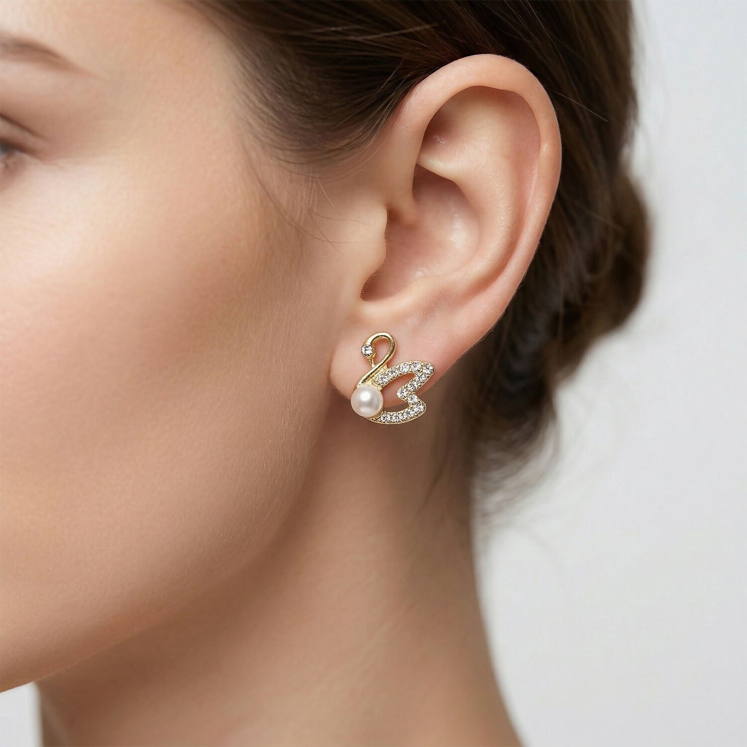 Cute Pearl Butterfly Stud Earrings for Women And Girls