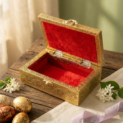 Antique gold-finished brass jewelry box with secure latch