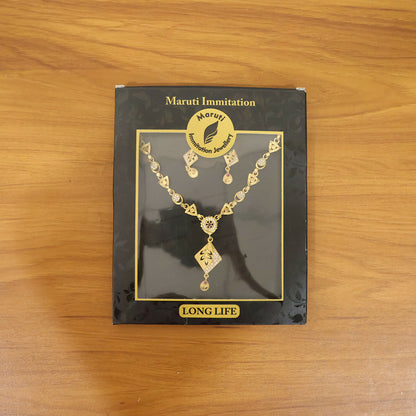 Jewelry set featuring gold plating and sparkling stones, perfect for weddings