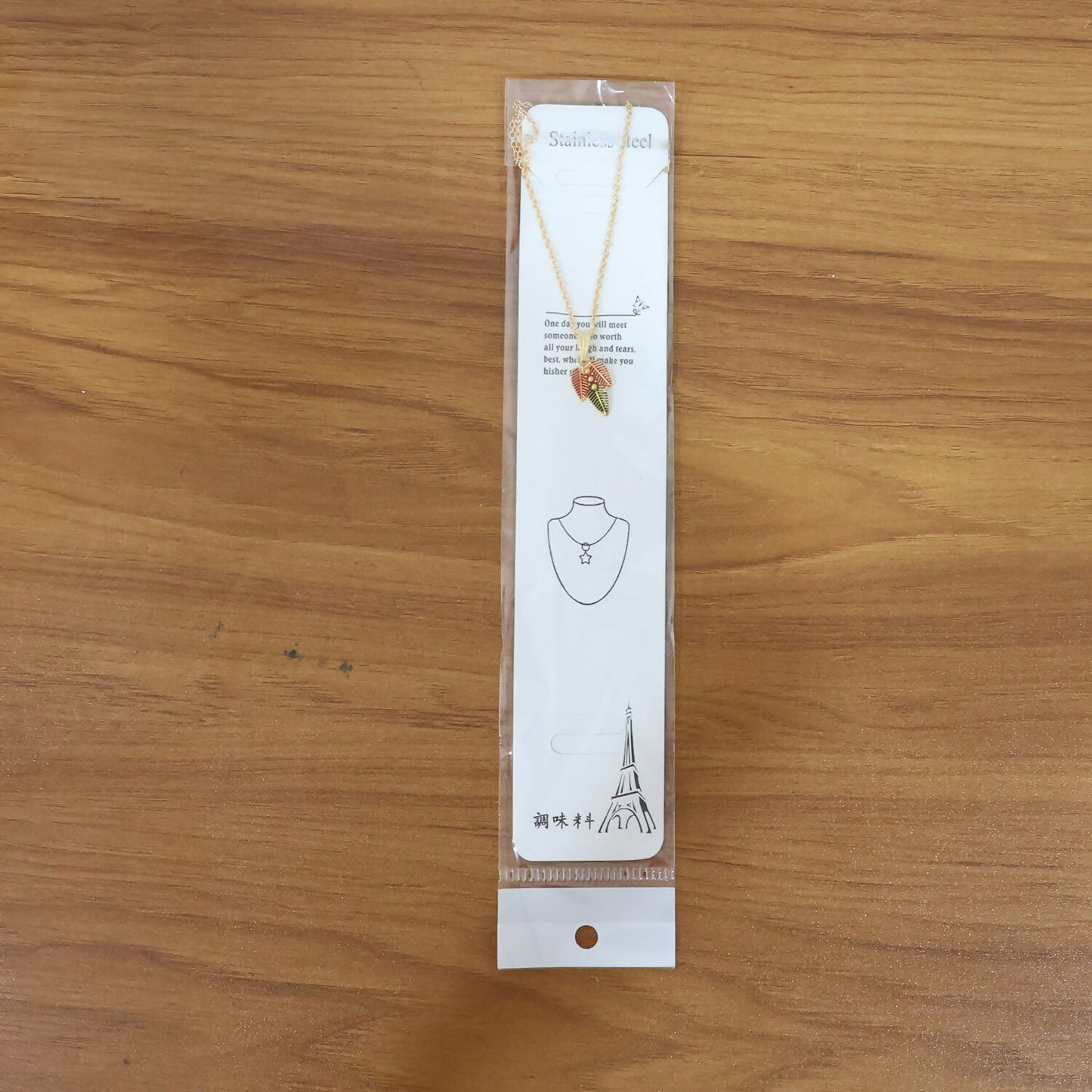 Traditional Leaf Design Pendant Necklace with Chain for Women