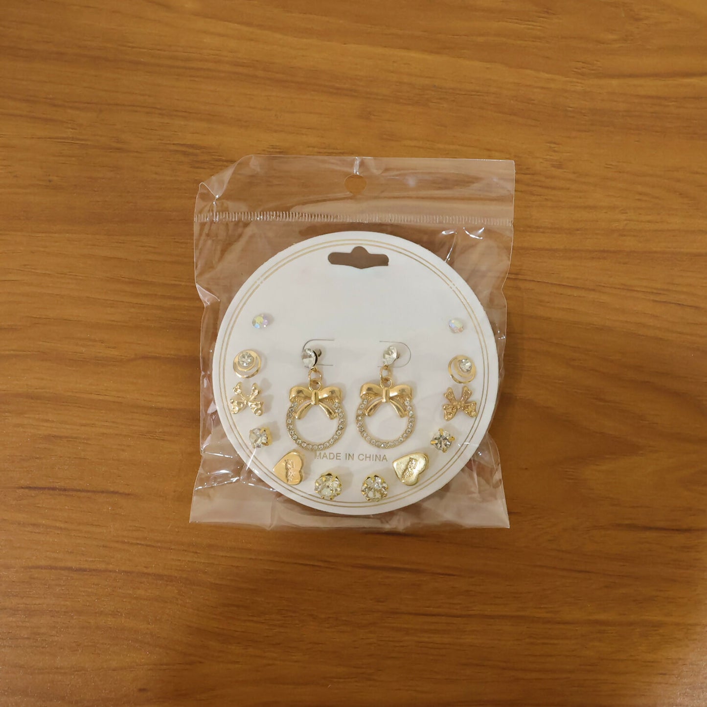 Set of lightweight gold plated leaf pearl earrings suitable for party and daily wear