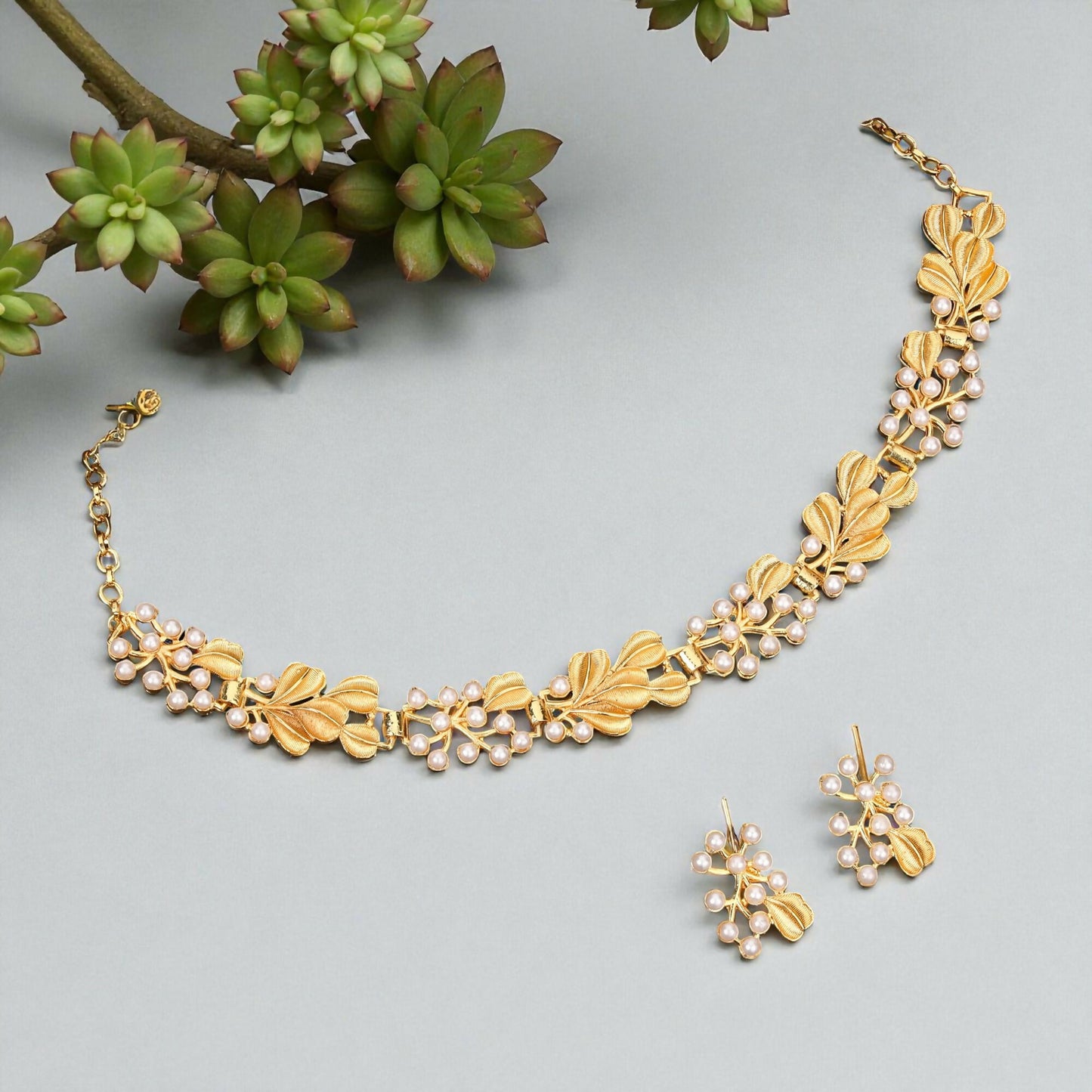 Gold-Tone Leaf & Pearl Choker