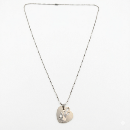 Elegant Stylish Heart Pendant Necklace with Rabbit Cutout Design Chain Jewelry